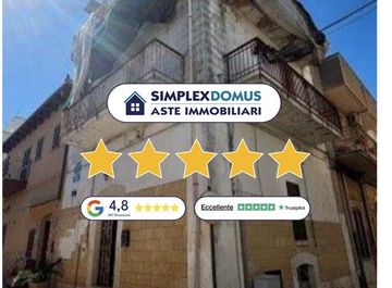 Appartamento in Via V. Bellini a Adelfia
