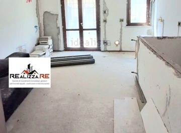 Trilocale in Via Alcide de Gasperi 3 a Monte Porzio Catone