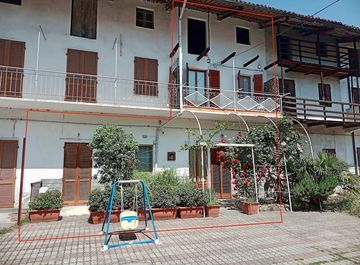 Rustico/casale in Via Valentino 22 a Caravino in zona Masino