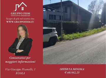 Locale commerciale in Via Guliermo Marconi a Torrita Tiberina