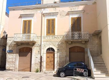 STENDIBIANCHERIA PER BALCONE CON RINGHIERA RIBALTA - Arredamento e  Casalinghi In vendita a Barletta-Andria-Trani