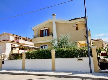 Villa in Via Ruinadas 18 /a a Olbia in zona Sa Istrana