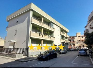 STENDIBIANCHERIA PER BALCONE CON RINGHIERA RIBALTA - Arredamento e  Casalinghi In vendita a Barletta-Andria-Trani