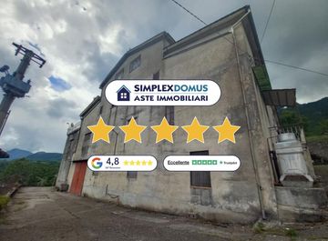 Appartamento in Via Nuova a Petina