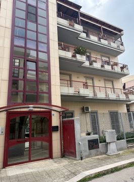 Bilocale in Via Pasquale Mione a Foggia in zona Ordona Sud-Macchia Gialla-Tribunale
