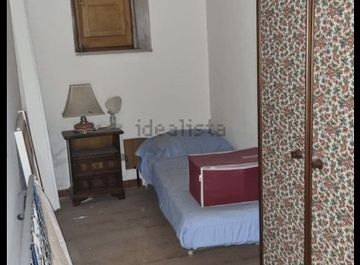 Trilocale in Via G. Garibaldi 28 a Vallelunga Pratameno