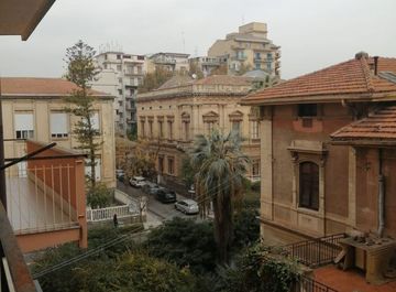 Appartamento in Affitto in Viale regina margherita a Catania