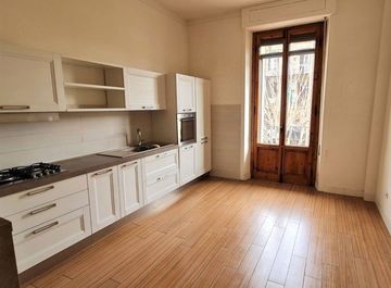 Appartamento in Affitto in Viale Giacomo Matteotti a Firenze