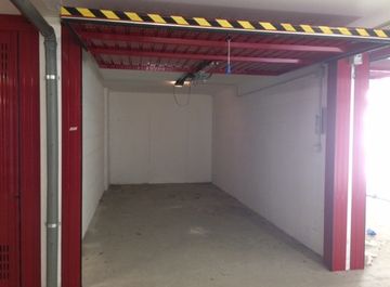 Plafoniere Garage : Garage box auto in affitto a roma zona marconi ostiense san