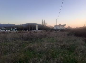 Terreni agricoli in vendita a Arezzo in zona Meridiana Pescaiola