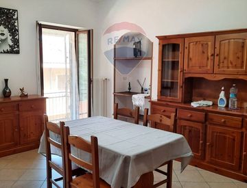 Soggiorno - Trilocale in Vendita in Corso Italia 131 a Ceriana