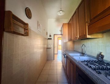 Cucina - Trilocale in Vendita in Via della Costituzione a Certaldo