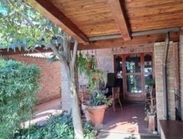 Piscina - Casa indipendente in Vendita in Via V. Emanuele 33 a Montalto Pavese