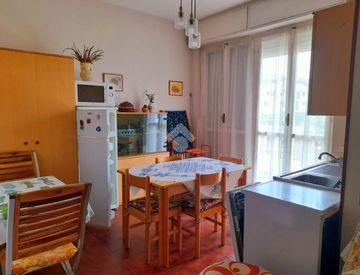 Cucina - Monolocale in Vendita in Via Diano San Pietro a Diano Castello