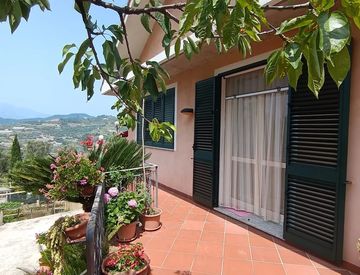 Terrazza - Villa in Vendita in Via San Sebastiano a Vallebona