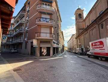 Vista - Appartamento in Vendita in Via Giuseppe Nicolini a Piacenza