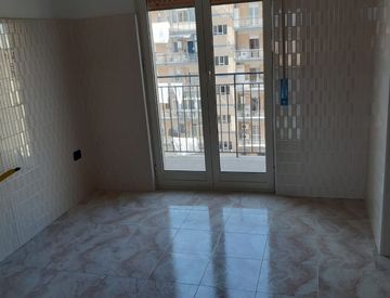 Stanza - Trilocale in Affitto in Via Aniello Palumbo a Giugliano in Campania