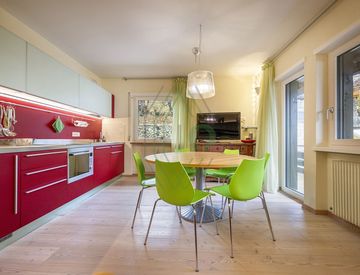 Soggiorno - Trilocale in Vendita in Strada Cisles 72 a Santa Cristina Valgardena