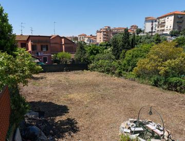 Giardino - Casa bifamiliare, trifamiliare in Vendita in Via Santa Lucia 169 a Imperia