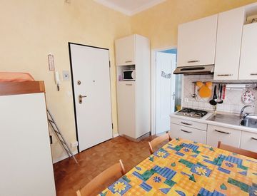 Cucina - Monolocale in Vendita in Corso Roma 234 a Diano Marina