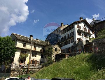 Foto 1 di 28 - Casa indipendente in Vendita in Frazione Prati Malle 18 a Rimella