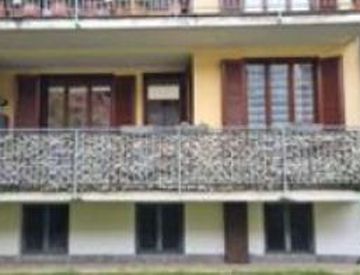 Facciata - Trilocale in Vendita in Via della Chiesa 3 a Magnago