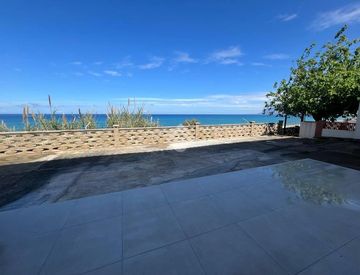 Piscina - Appartamento in Vendita in Via delle Calendule 1 a Alcamo