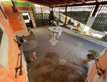 Terrazza - Villetta a schiera in Vendita in Via Publio Virgilio Marone a Barletta