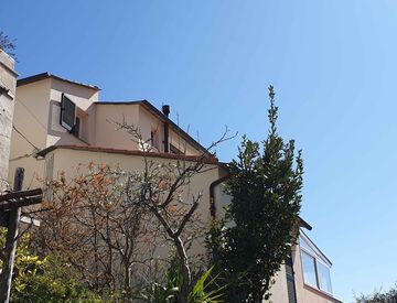 Foto 1 di 50 - Trilocale in Vendita in Via Gionetti a Diano San Pietro