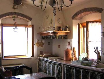 Cucina - Casa indipendente in Vendita in Via Cavour a Pompeiana
