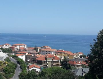 Foto 1 di 4 - Monolocale in Vendita in Strada Casai a Riva Ligure