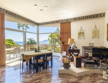 Soggiorno - Casa bifamiliare, trifamiliare in Vendita in Via Coggiola a Bordighera