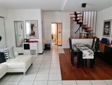 Foto 1 di 25 - Casa indipendente in Vendita in zona Aslago-Oltrisarco a Bolzano
