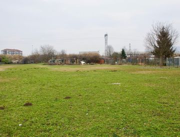 Foto 1 di 11 - Terreno agricolo in Vendita in Via Berlinguer 133 a Moncalieri