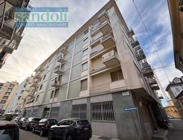 Foto 1 di 2 - Quadrilocale in Vendita in Via Carlo Dionisotti a Vercelli