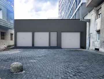 Facciata - Box/posto auto in Vendita in Via Gioacchino Murat 8 a Trieste