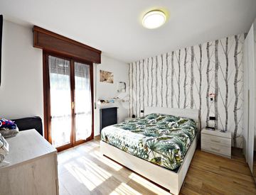 Camera da letto - Quadrilocale in Vendita in Via Don Lorenzo Milani 23 a Cernusco sul Naviglio