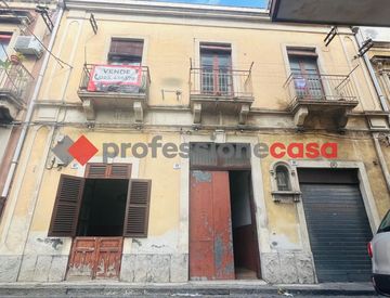 Vista - Trilocale in Vendita in Via Cesare Abba 60 a Catania