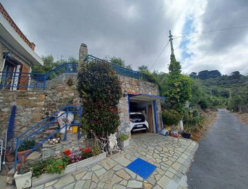 Foto 1 di 22 - Villa in Vendita in SP36 a Diano San Pietro