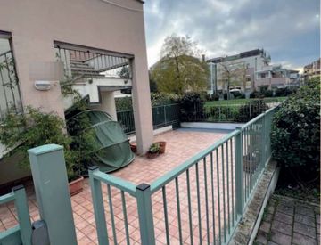 Terrazza - Trilocale in Vendita in Via Antonio Rosmini Serbati a Rimini
