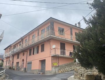 Foto 1 di 20 - Quadrilocale in Vendita in zona Riva Faraldi a Villa Faraldi
