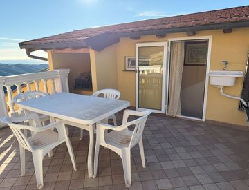 Terrazza - Rustico, casale in Vendita in Piazza Santi Nazario e Sauro - Valloria 5 a Prelà