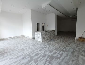 Stanza - Attività commerciale in Affitto in Via Vestina a Montesilvano