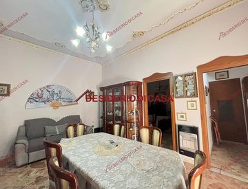 Soggiorno - Trilocale in Vendita in Via Bellisario Marisa 12 a Villabate