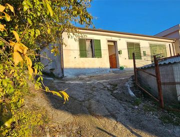 Foto 1 di 17 - Casa indipendente in Vendita in Via Steria 54 a Cervo