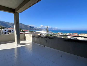 Terrazza - Quadrilocale in Vendita in Via Orione 33 a Alcamo