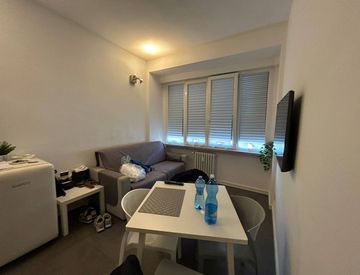 Soggiorno - Bilocale in Affitto in Via Francesco Crispi 1 a Pisa