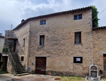 Foto 1 di 31 - Casa indipendente in Vendita in Monticello a Todi