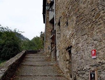 Cucina - Bilocale in Vendita a Apricale