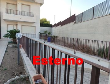 Terrazza - Villa in Vendita in Via Mario Valente 4 a Manfredonia